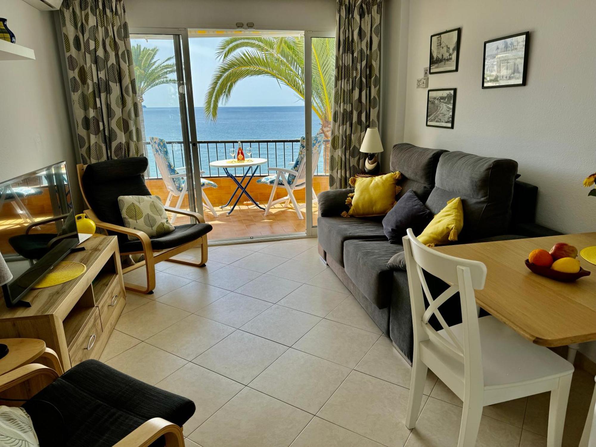 Acapulco Playa 34 Menyber Apartment Nerja Exterior photo